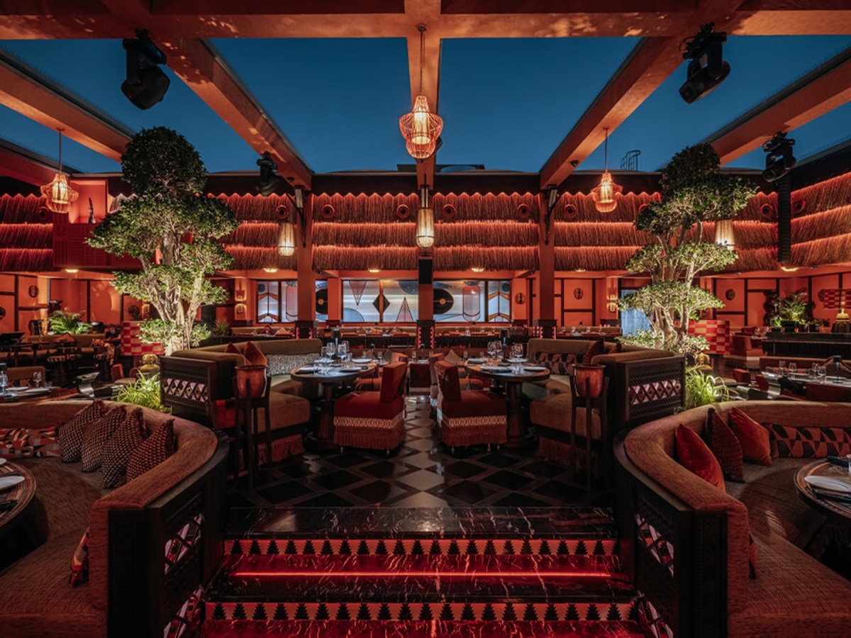 dubai restaurant lighting